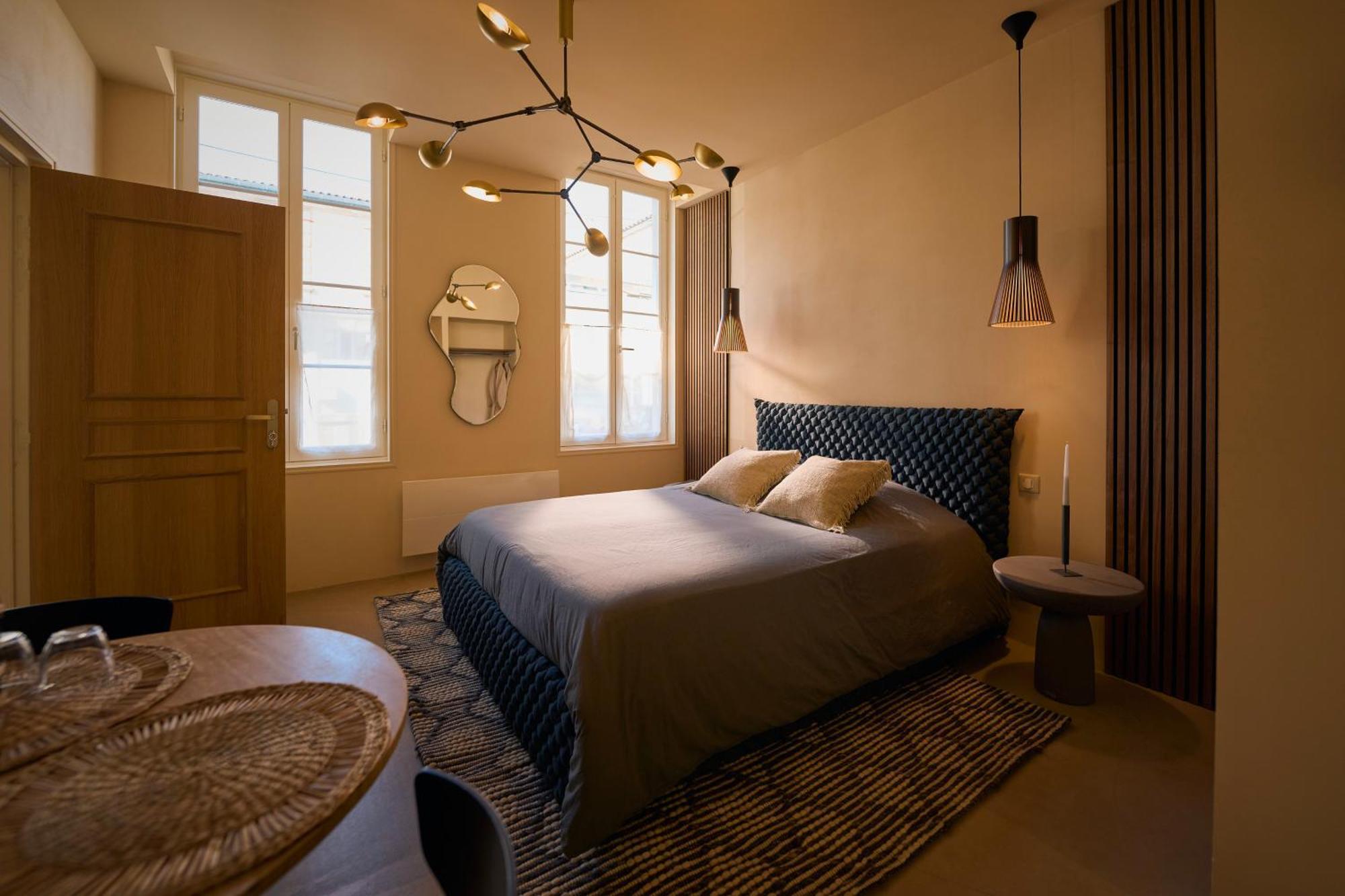 Suite Atypique - Jacuzzi Privatif En Centre Ville De Cognac Ngoại thất bức ảnh